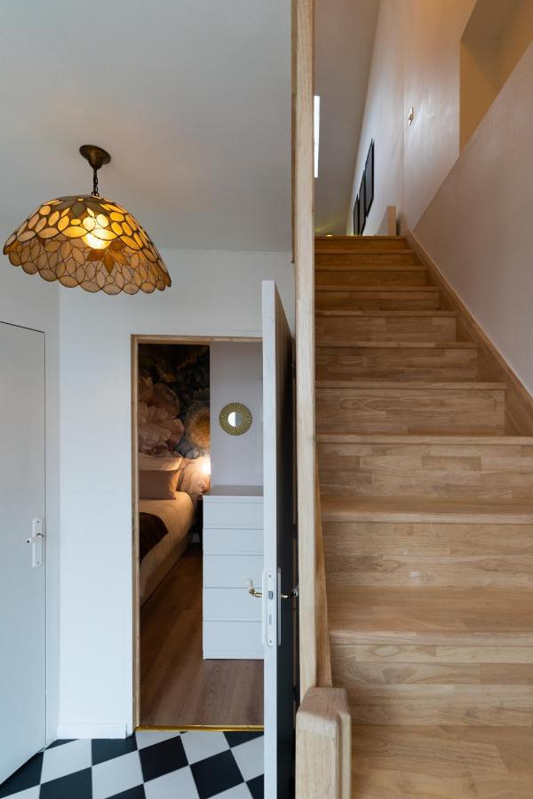 Apartment Sur La Place , Centre Village Cosy & Calme 2ch *