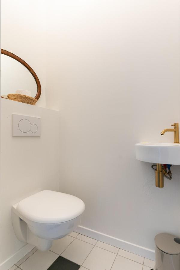 Sur La Place , Centre Village Cosy & Calme 2ch Apartment Lapeyrouse-Fossat