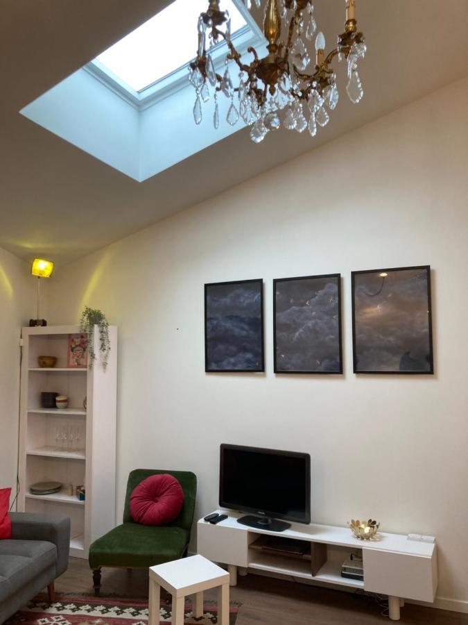 Apartment Sur La Place , Centre Village Cosy & Calme 2ch *