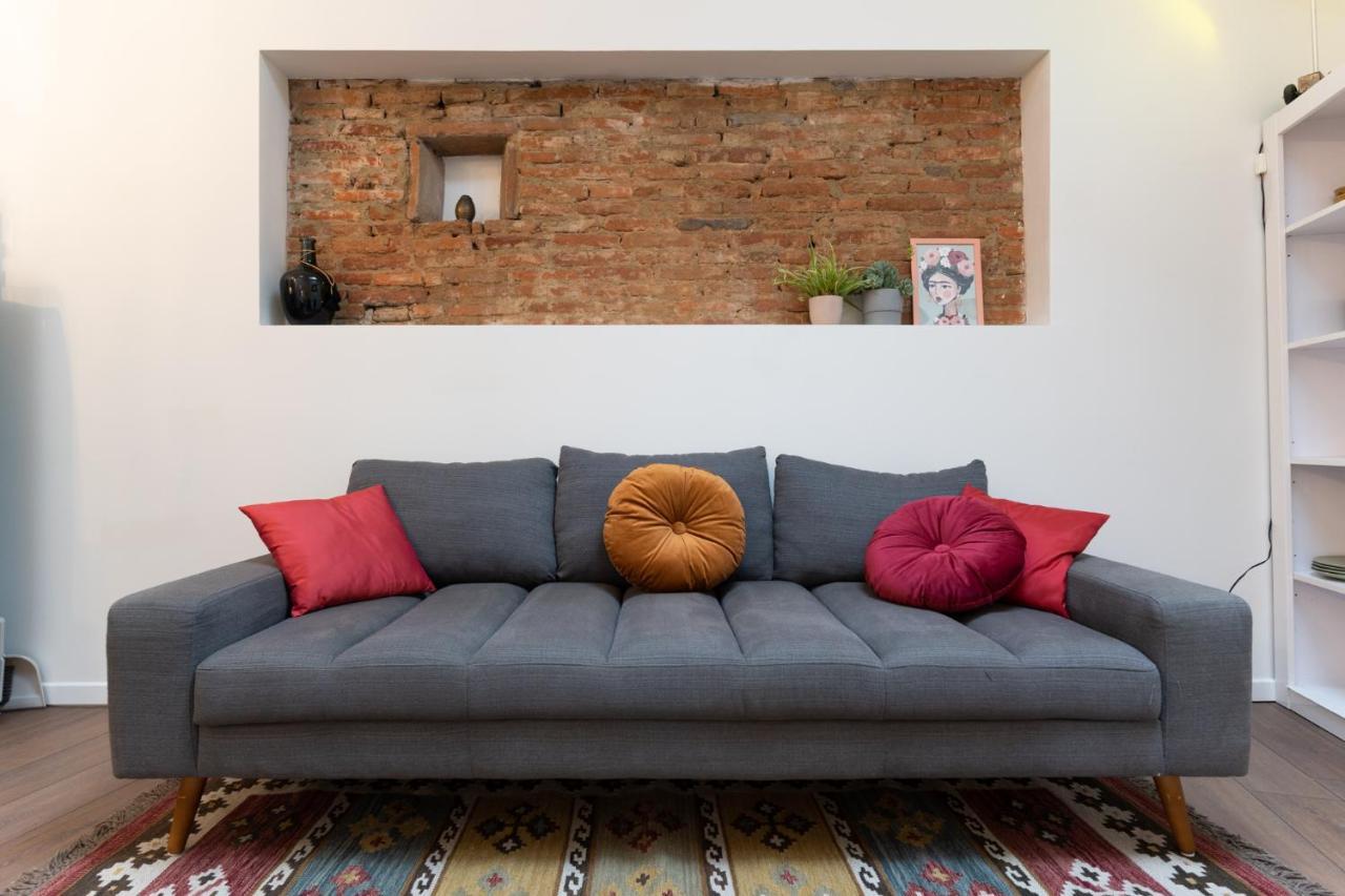 Apartment Sur La Place , Centre Village Cosy & Calme 2ch Lapeyrouse-Fossat
